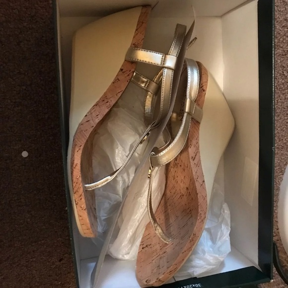 Shoes - Picture 1 of 3